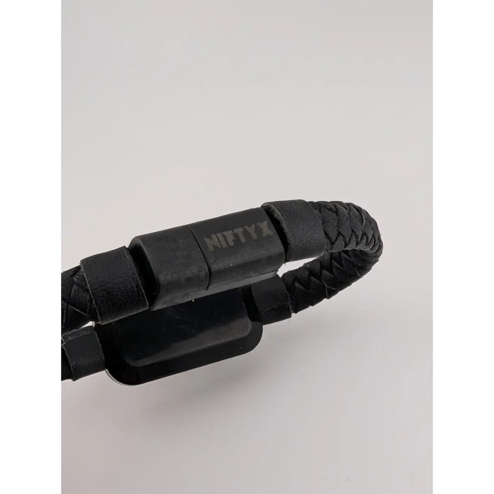 NIFTYX Wearable Charging‎ Cable Bracelet Power bank Lighting Charger- Black